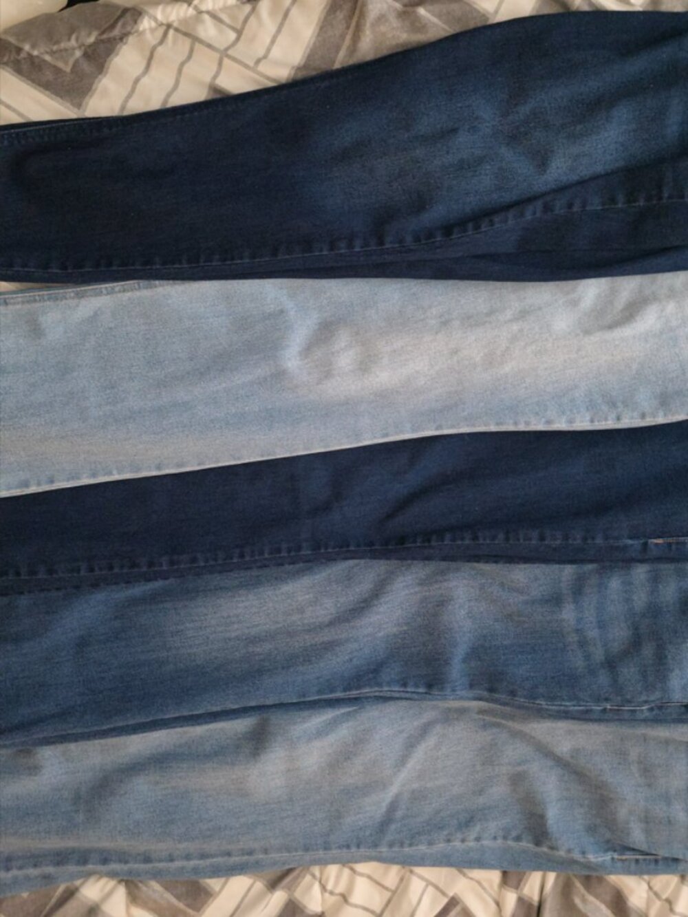 Old Navy  Blue Jeans – Five (5) Lot Bundle Pack, Women’s Size 16👖👖👖👖👖